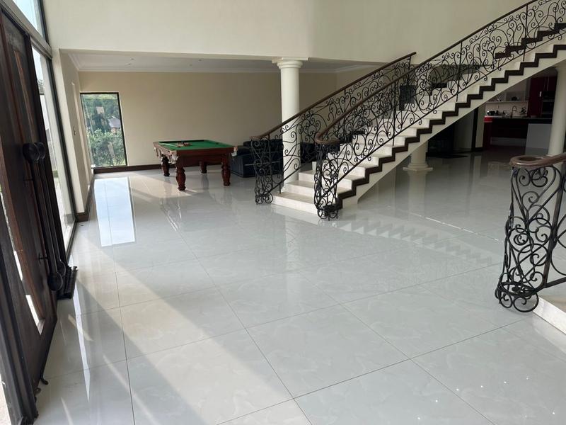 5 Bedroom Property for Sale in Golf View North West